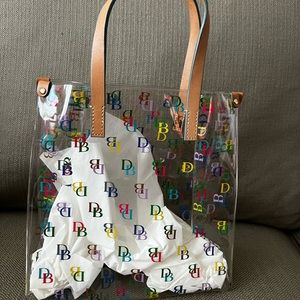 Dooney & Burke logo tote